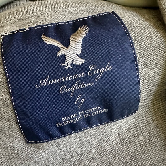 American Eagle Hooded Cardigan Sweater - Picture 11 of 12